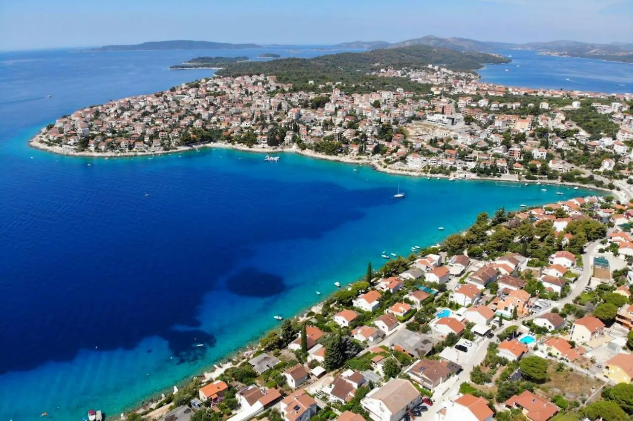 Apartments With A Parking Space Mavarstica, Ciovo - 17821 Trogir