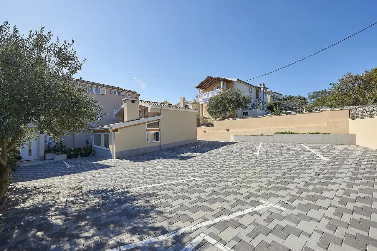 Apartments With A Parking Space Mavarstica, Ciovo - 17821 Trogir Hırvatistan